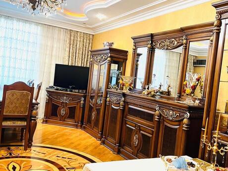 Объявление №5927839 - Баку, м. Иншаатчылар, 4-комн., 160 м², 12/17 этаж