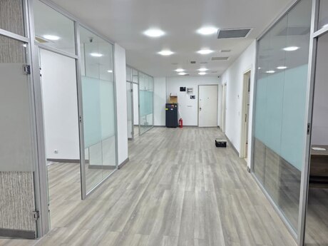 6 otaqlı ofis - Şah İsmayıl Xətai m. - 252 m²