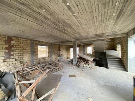 5 otaqlı həyət evi/bağ evi - Badamdar q. - 370 m²