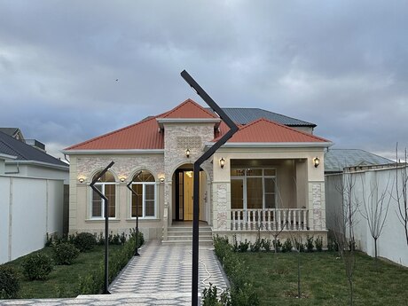 4 otaqlı həyət evi/bağ evi - Buzovna q. - 145 m²