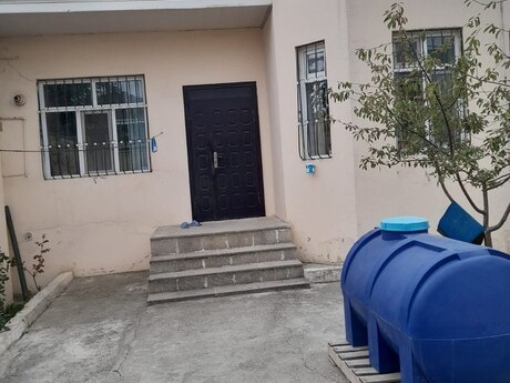 Satılır 4 otaqlı həyət evi/bağ evi 118 m², Əmircan q.