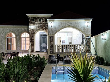 3 otaqlı həyət evi/bağ evi - Buzovna q. - 125 m²