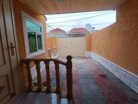 4 otaqlı həyət evi/bağ evi - Xırdalan - 82 m²