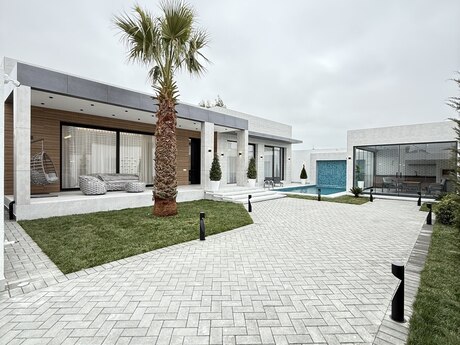 5 otaqlı həyət evi/bağ evi - Mərdəkan q. - 260 m²
