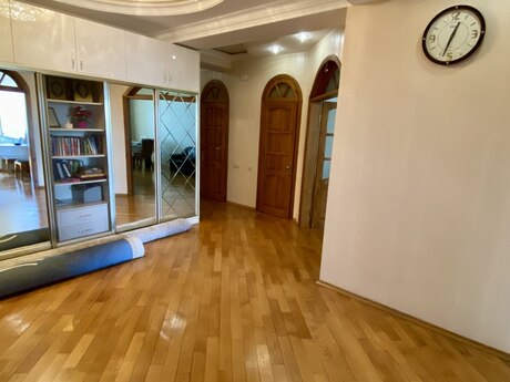Satılır 3 otaqlı yeni tikili 141 m², Memar Əcəmi m.