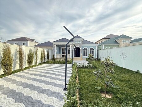 4 otaqlı həyət evi/bağ evi - Buzovna q. - 160 m²