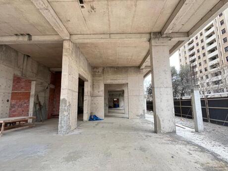 Obyekt - Qara Qarayev m. - 700 m²