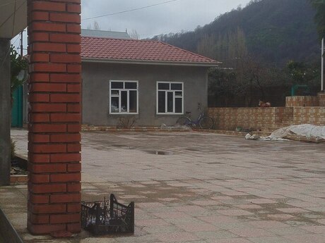 Satılır 4 otaqlı həyət evi/bağ evi 110 m², Lənkəran