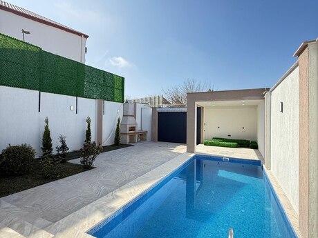 4 otaqlı həyət evi/bağ evi - Şüvəlan q. - 150 m²