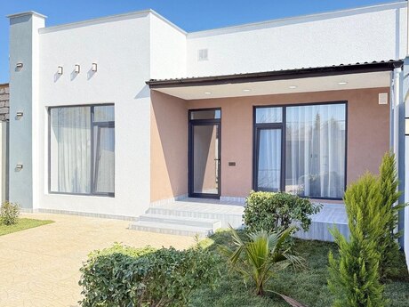 4 otaqlı həyət evi/bağ evi - Şüvəlan q. - 150 m²