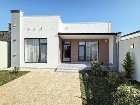 4 otaqlı həyət evi/bağ evi - Şüvəlan q. - 150 m²