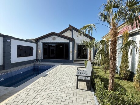 4 otaqlı həyət evi/bağ evi - Şüvəlan q. - 140 m²