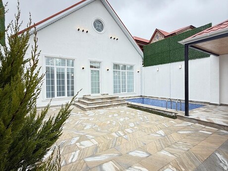 4 otaqlı həyət evi/bağ evi - Şüvəlan q. - 140 m²