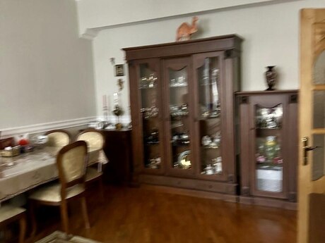 Kirayə 4 otaqlı mənzil, 100 m², Nizami: 950 ₼/ay 2