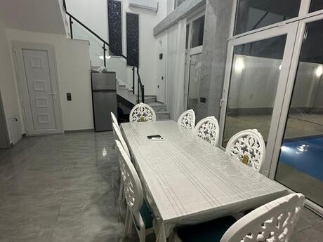 8 otaqlı həyət evi, 260 m², Novxanı: 190 000 ₼ 5