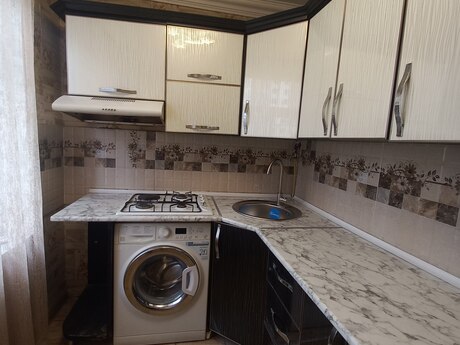 1 otaqlı köhnə tikili - Neftçilər m. - 40 m²