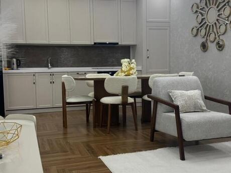 Kirayə 3 otaqlı mənzil, 108 m², Grand Hayat: 1 800 ₼/ay 2