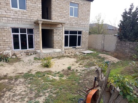 Satılır 5 otaqlı həyət evi/bağ evi 200 m², Buzovna q.