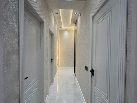 3 otaqlı yeni tikili - Yeni Günəşli q. - 80 m²