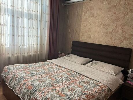 Satlr 3 otaql khn tikili 80 m, Z q.