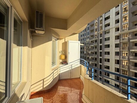 4 otaqlı yeni tikili - Nizami m. - 185 m²