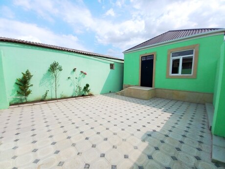 Satılır 3 otaqlı həyət evi/bağ evi 72 m², Binəqədi q.