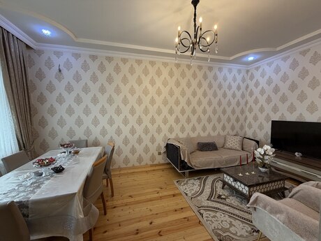 7 otaqlı həyət evi/bağ evi - Zabrat q. - 147 m²