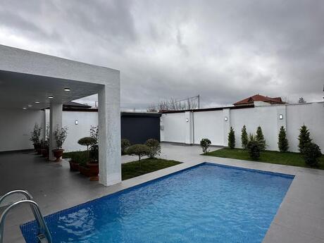 4 otaqlı həyət evi/bağ evi - Mərdəkan q. - 180 m²