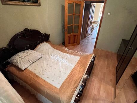 2 otaqlı köhnə tikili - Elmlər Akademiyası m. - 67 m²