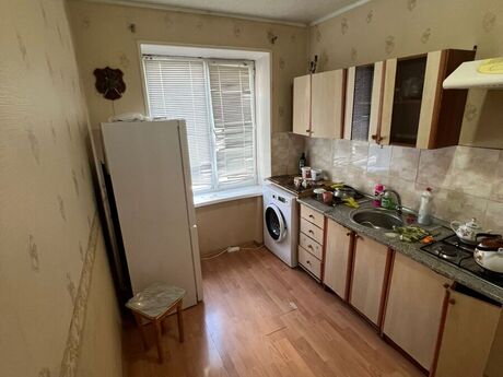2 otaqlı köhnə tikili - Elmlər Akademiyası m. - 67 m²