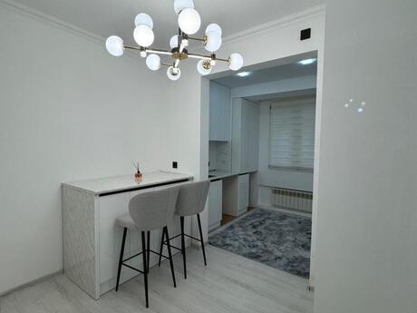 Объявление №5929666 - Баку, м. Ази Асланов, 2-комн., 55 м², 1/9 этаж