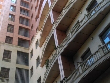 Elan №5929724 - Bakı, Sahil m., 3 otaqlı, 200 m², 12/18 mərtəbə