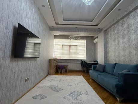 Satılır 2 otaqlı yeni tikili 56 m², Bakıxanov q.