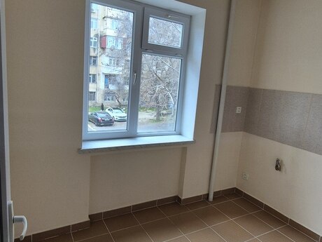 1 otaqlı köhnə tikili - Neftçilər m. - 35 m²