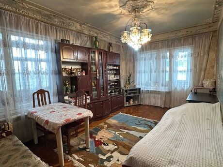 4 otaqlı köhnə tikili - Azadlıq Prospekti m. - 120 m²