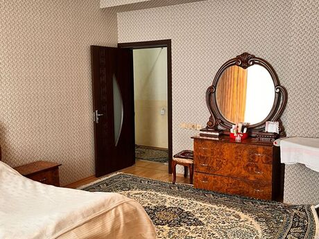 4 otaqlı yeni tikili - Yeni Yasamal q. - 127 m²