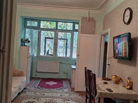 2 otaqlı köhnə tikili - Memar Əcəmi m. - 60 m²