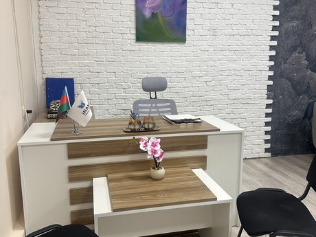 2-комн. офис - м. Элмляр Академиясы - 50 м²