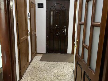 2 otaqlı köhnə tikili - Yeni Günəşli q. - 60 m²