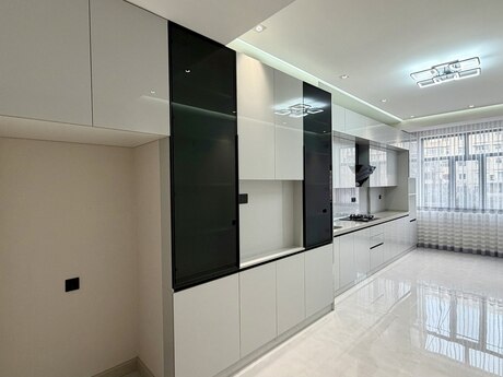 3 otaqlı yeni tikili - Xalqlar Dostluğu m. - 144 m²