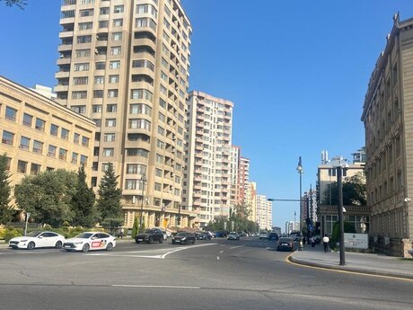 Elan №5930093 - Bakı, Elmlər Akademiyası m., 4 otaqlı, 181 m², 10/18 mərtəbə