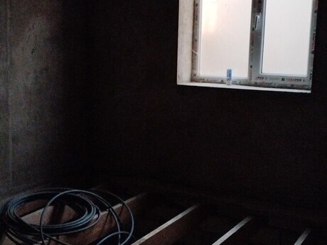 Satılır 4 otaqlı həyət evi/bağ evi 110 m², Binə q.