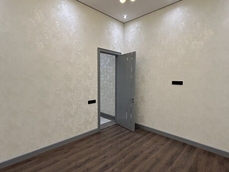 House with Garden, Villa For Sale