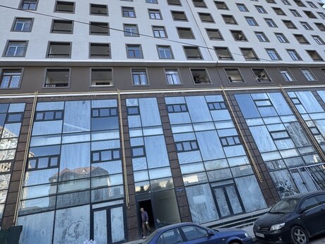 Satılır 1 otaqlı yeni tikili 76.6 m², 8 Noyabr m.