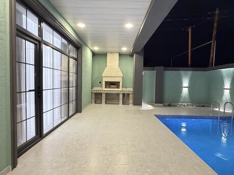 4 otaqlı həyət evi/bağ evi - Şüvəlan q. - 150 m²