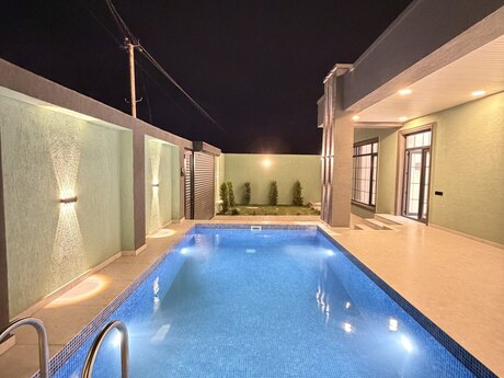 4 otaqlı həyət evi/bağ evi - Şüvəlan q. - 150 m²