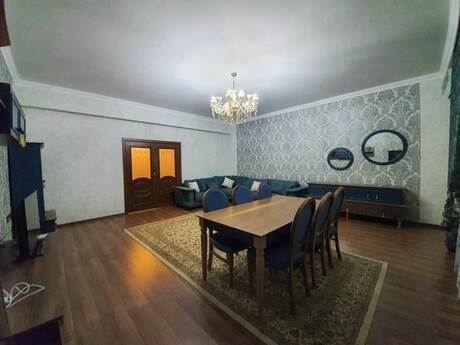 Elan №5930529 - Bakı, Nərimanov r., 4 otaqlı, 170 m², 12/16 mərtəbə