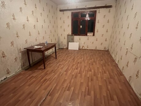 Satlr 5 otaql khn tikili 110 m, Lkbatan q.