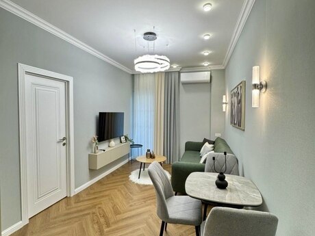 2 otaqlı köhnə tikili - Nəsimi r. - 45 m²