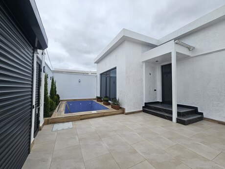 4 otaqlı həyət evi/bağ evi - Mərdəkan q. - 140 m²